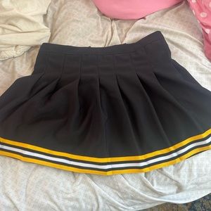 Tailgate cheer skirt